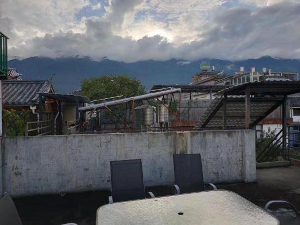 Dali Four Seasons Hostel エクステリア 写真